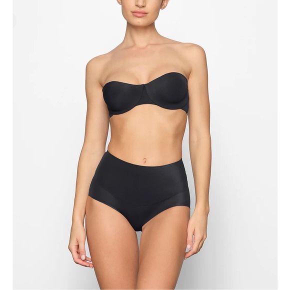 SKIMS Smoothing Strapless Bra in Onyx Size 42DD - Picture 2 of 10